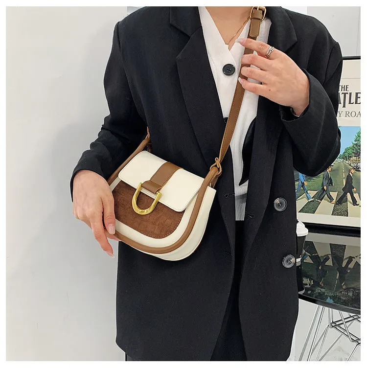 CL1069 - Trendy Messenger Bag