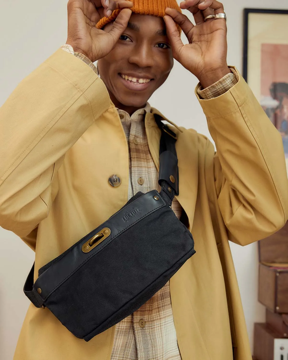 Heritage Sling Bag - Stealth Black