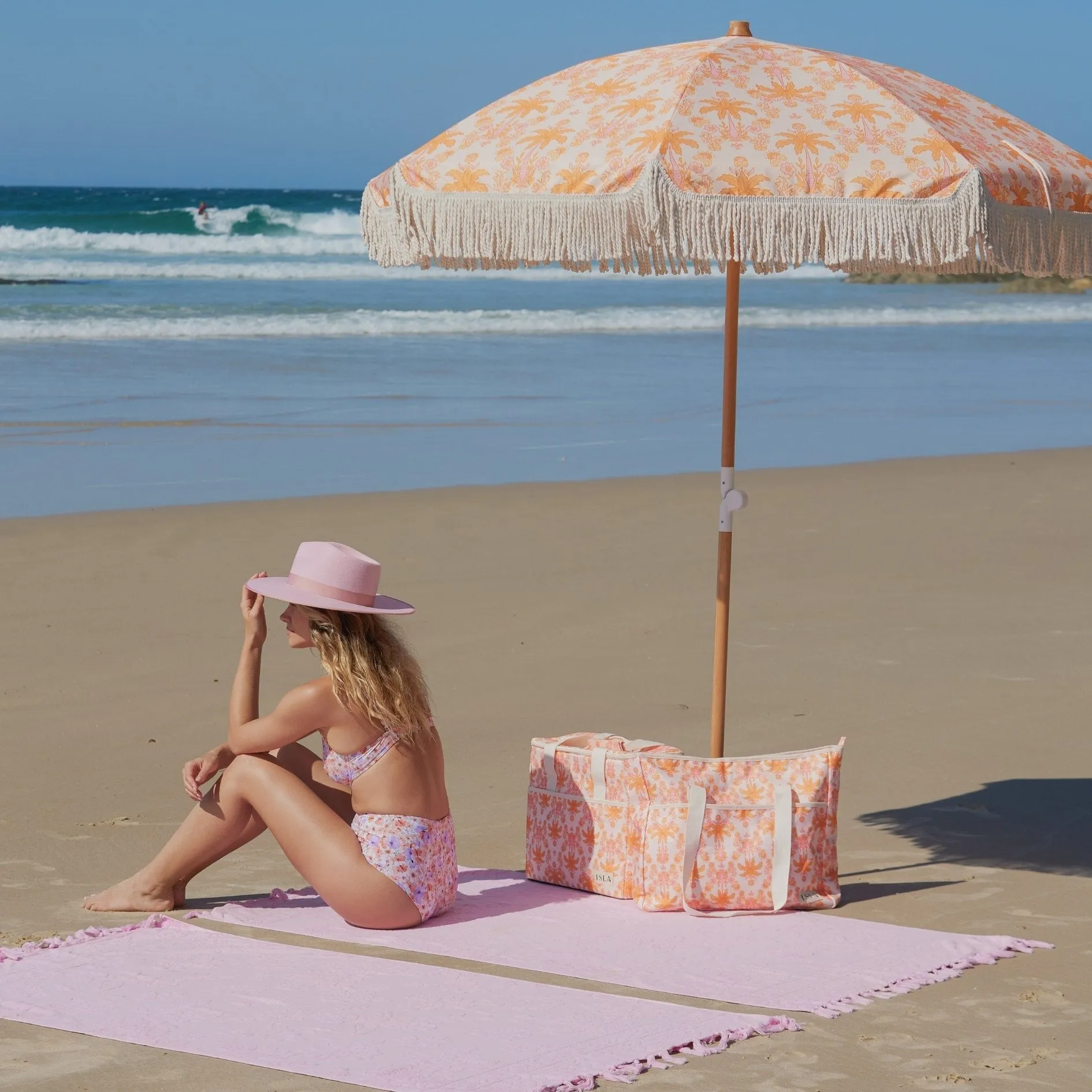 Oasis Weekend Beach Bundle